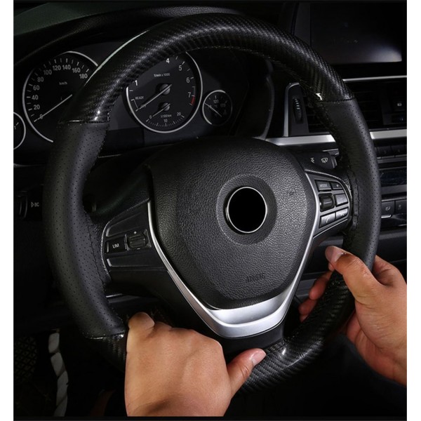 Husa Volan Din Piele Neagra Perforata + Carbon Black Si Ata Neagra Pentru Cusut, Marime M, Diametru 37 - 39 Cm